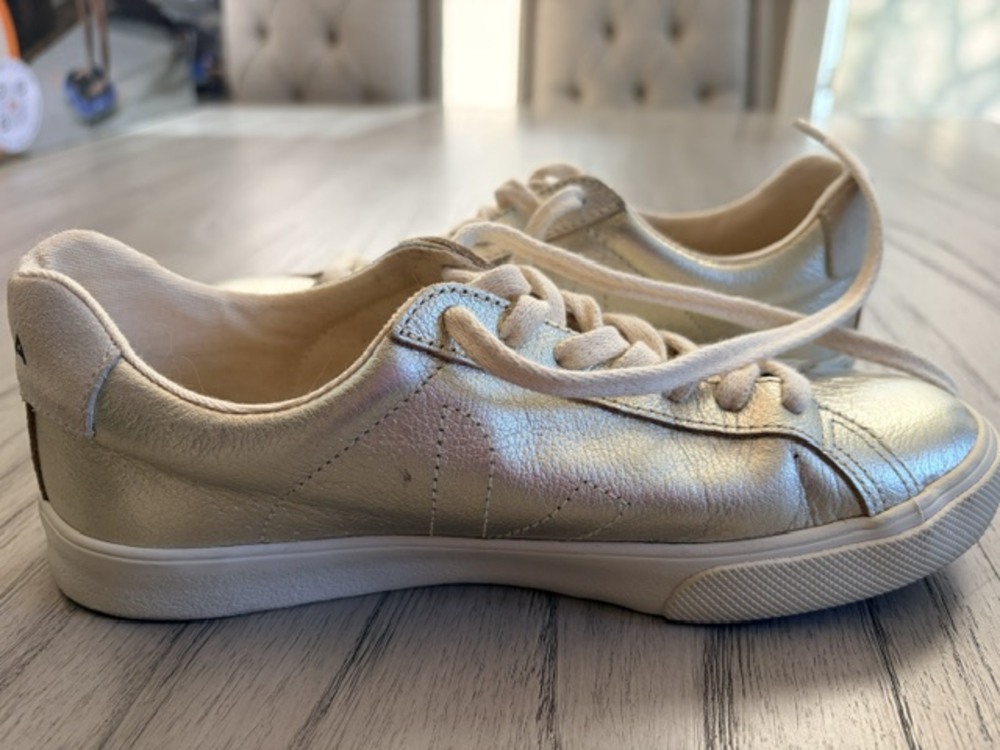 Veja Esplar Gold Metallic Tonal V Sneakers US6 EU37 - Picture 5 of 11